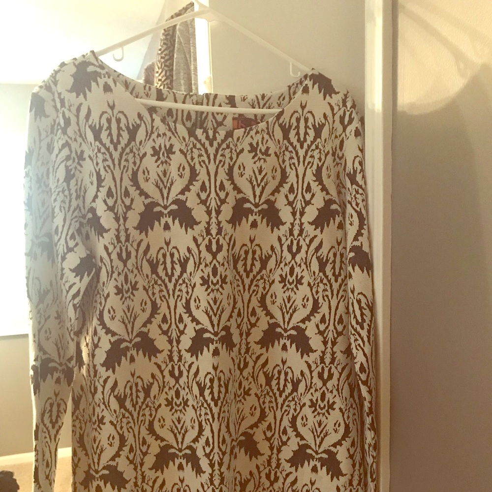 Isle by Melis Kozan long sleeve shift dress! X-L